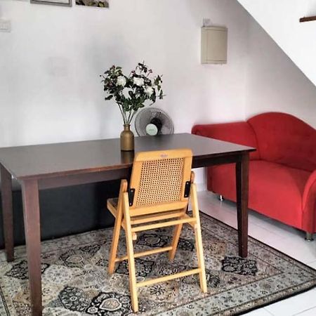 Iris 55 Corner Lot House Spacious Outdoor With Wi-Fi Johor Bahru Buitenkant foto