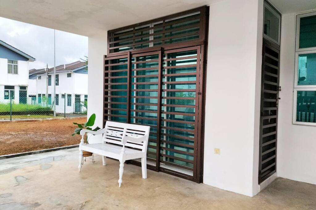 Iris 55 Corner Lot House Spacious Outdoor With Wi-Fi Johor Bahru Buitenkant foto