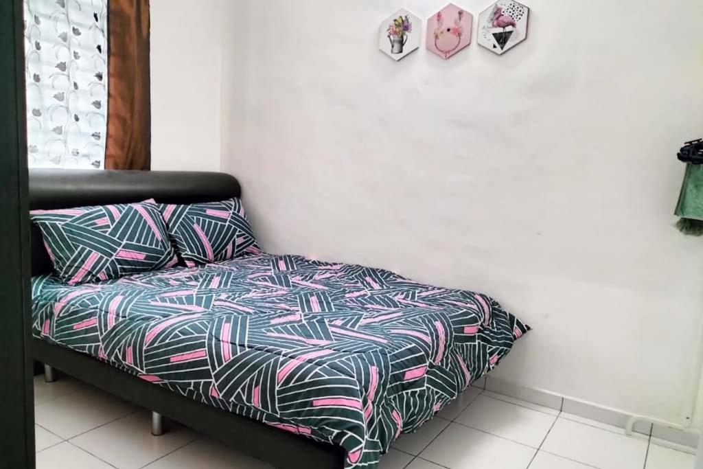 Iris 55 Corner Lot House Spacious Outdoor With Wi-Fi Johor Bahru Buitenkant foto